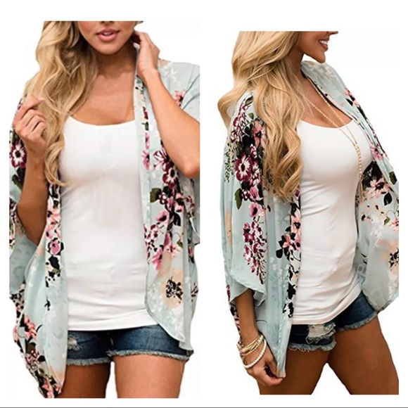 Tops - ✅JUST IN! Mint Green Floral Kimono!!😍